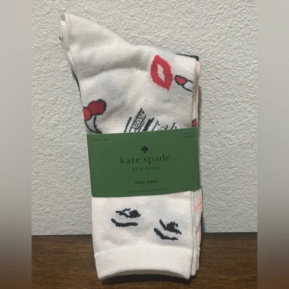 Kate Spade Playful Lips and Hearts Socks 3 pack - Picture 1 of 4